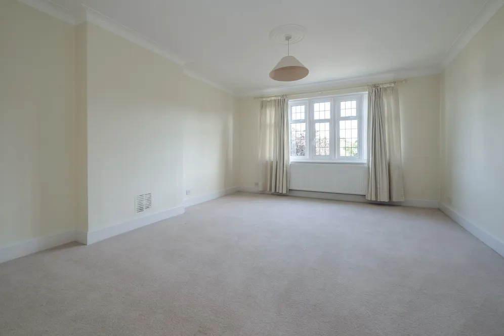 Stonehill Road, London, SW14 photo 11