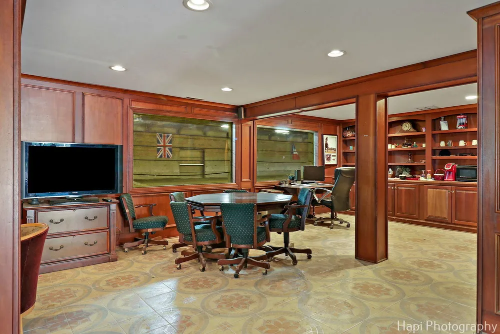 23 W County Line Rd, Barrington Hills, IL 60010