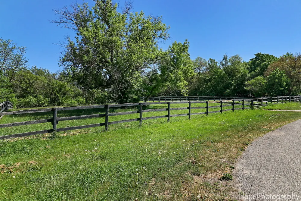 23 W County Line Rd, Barrington Hills, IL 60010