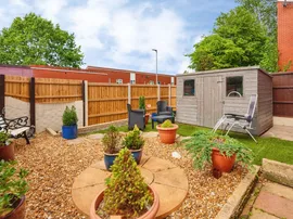 Stonelea, Windmill Hill, Runcorn thumb 3