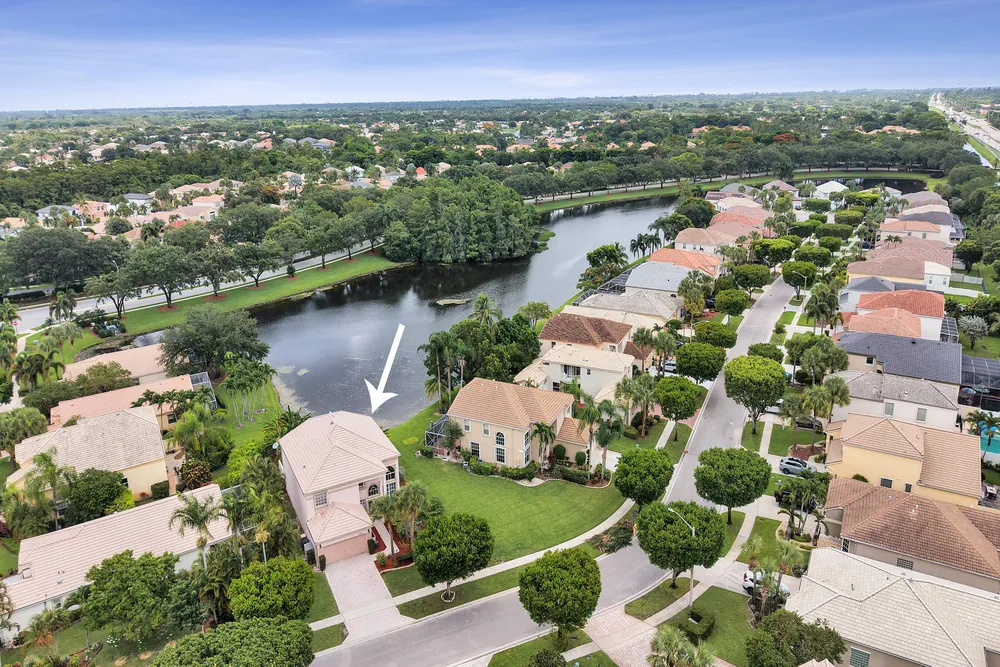 7553 Sally Lyn Ln, Lake Worth Beach, FL 33467