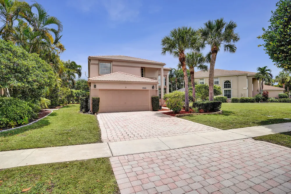 7553 Sally Lyn Ln, Lake Worth Beach, FL 33467
