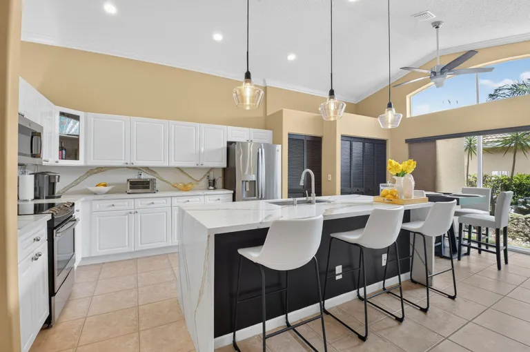 6405 Sand Hills Circle, Lake Worth Beach, FL 33463
