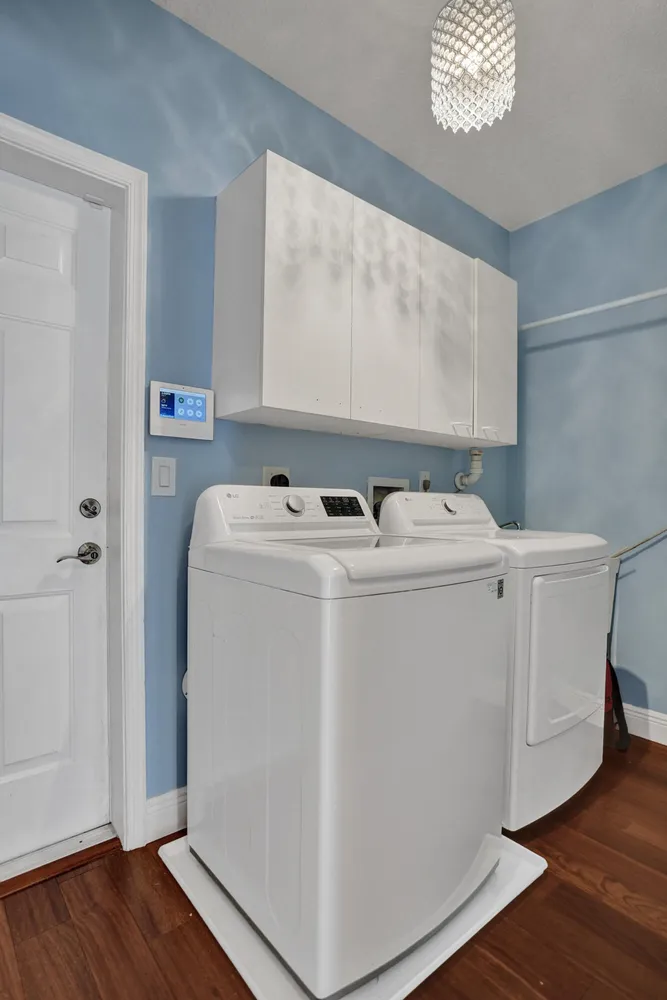 7553 Sally Lyn Ln, Lake Worth Beach, FL 33467