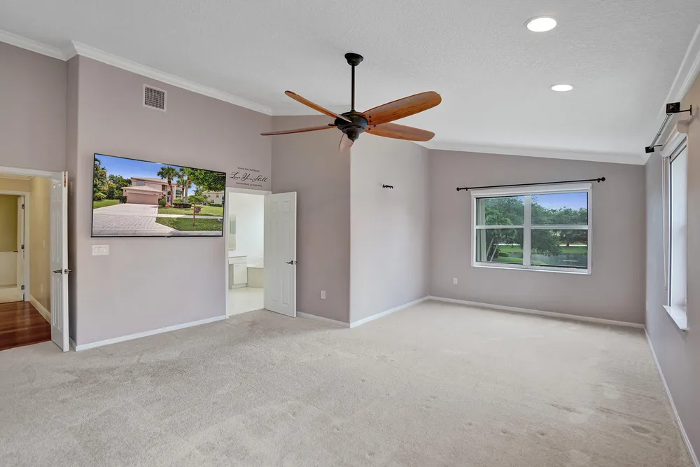 7553 Sally Lyn Ln, Lake Worth Beach, FL 33467