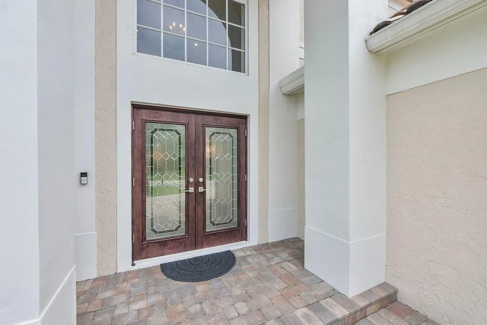 3904 Sanctuary Dr, Coral Springs, FL 33065
