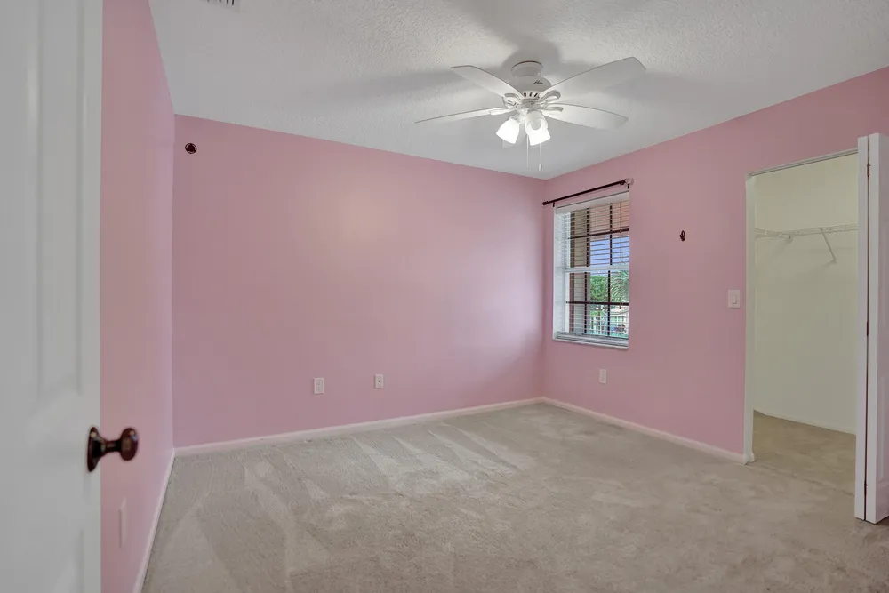 7553 Sally Lyn Ln, Lake Worth Beach, FL 33467