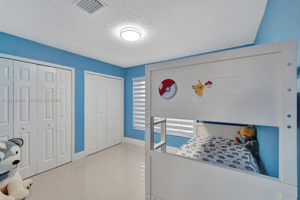 14003 N Cypress Cove Cir, Davie, FL 33325