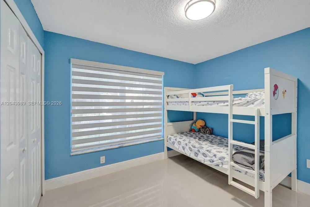 14003 N Cypress Cove Cir, Davie, FL 33325