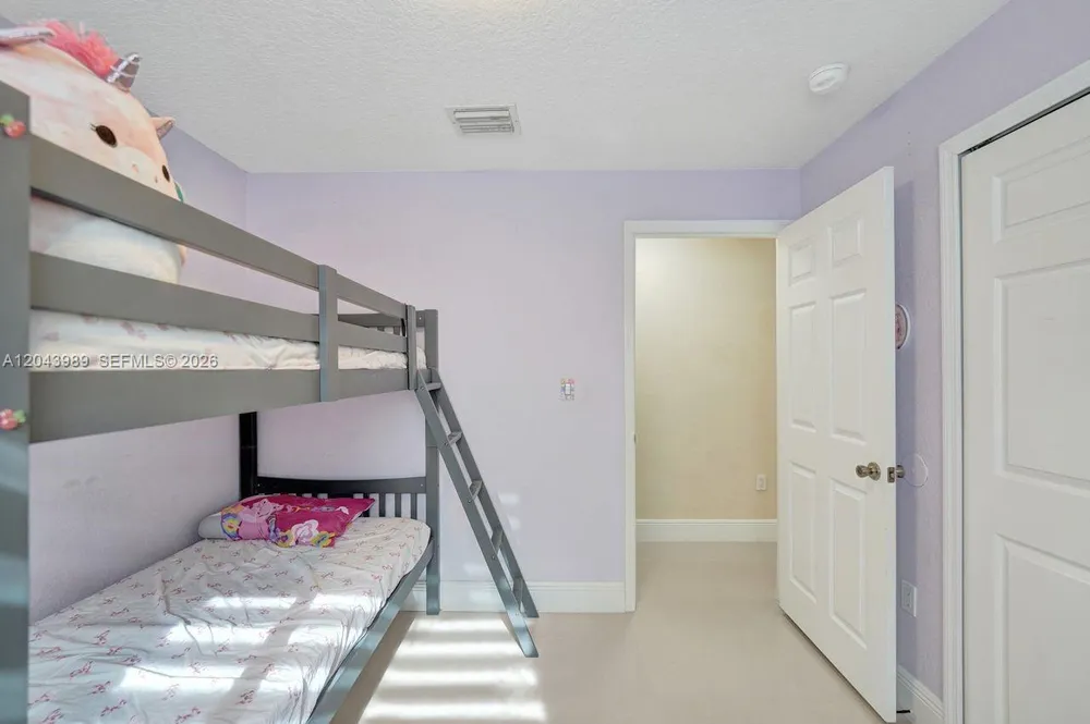 14003 N Cypress Cove Cir, Davie, FL 33325