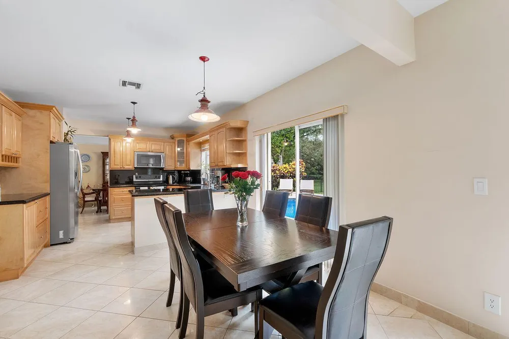 3904 Sanctuary Dr, Coral Springs, FL 33065