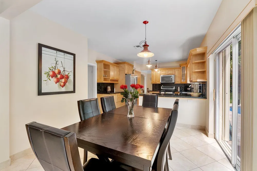 3904 Sanctuary Dr, Coral Springs, FL 33065