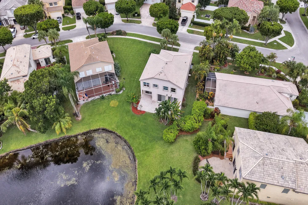 7553 Sally Lyn Ln, Lake Worth Beach, FL 33467