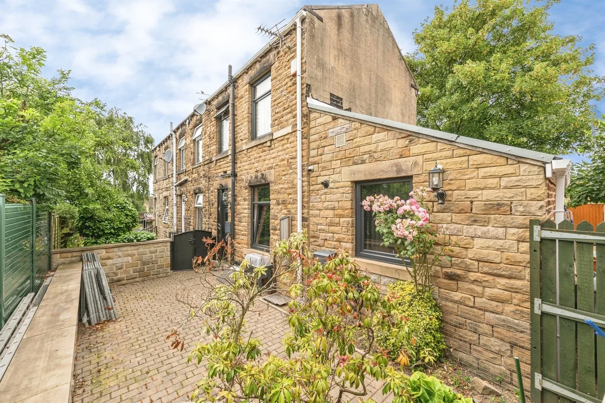 Mayfield Place, DEWSBURY