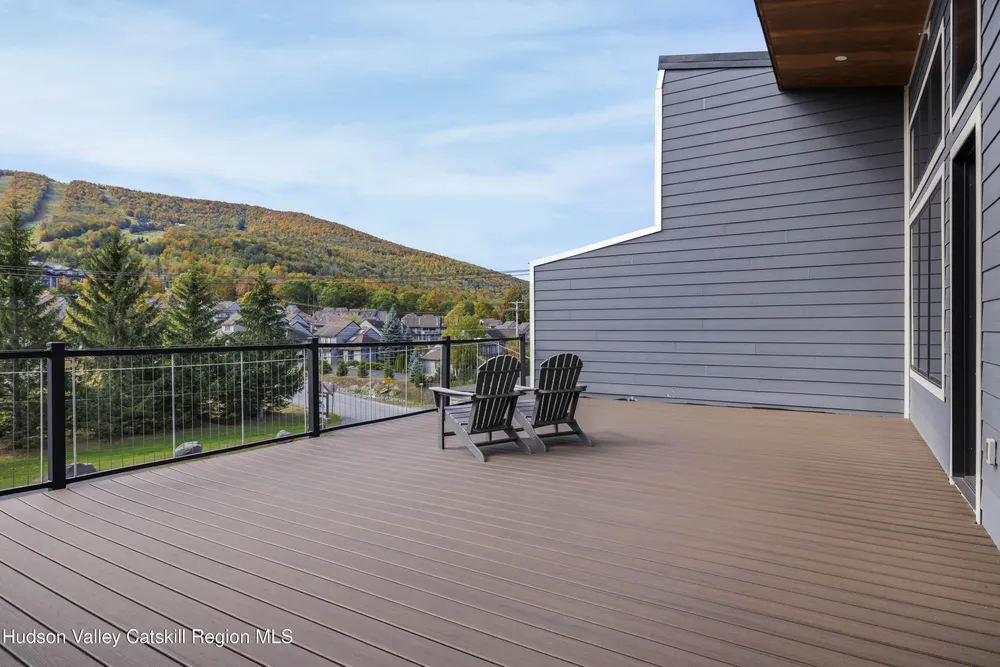 292 South St, Windham, NY 12496