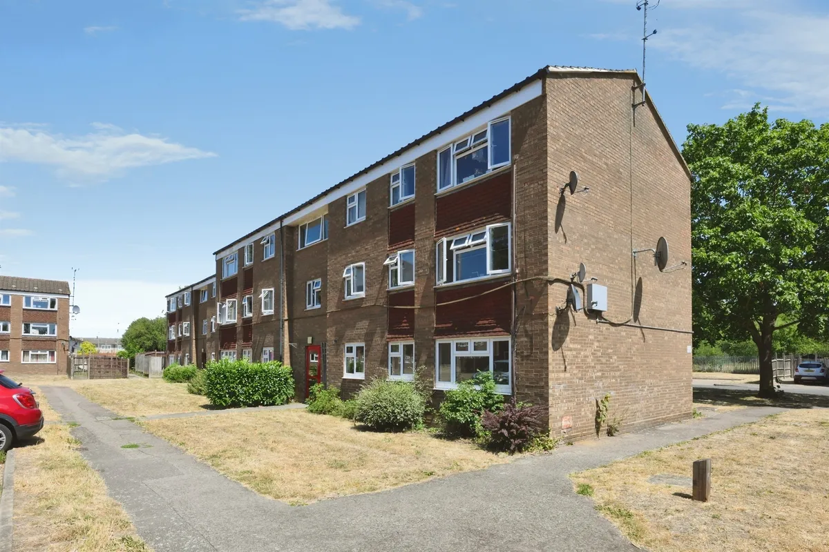 Mulberry Close, Broxbourne