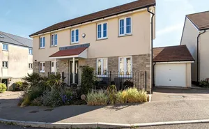 Long Croft Road, Hayle, Cornwall, TR27 photo