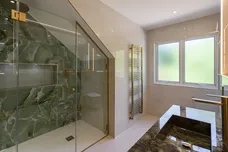 The Paddock, Haslemere, GU27 photo 14