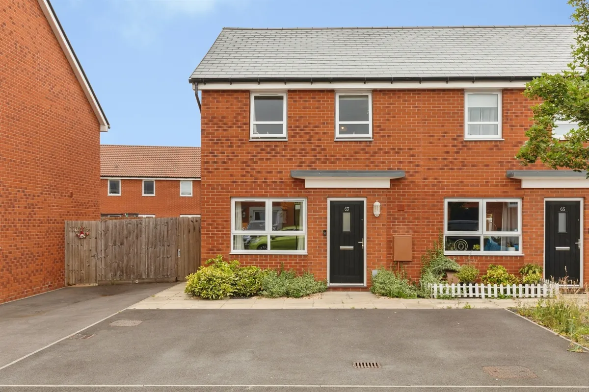 Crocus Road, Emersons Green, Bristol