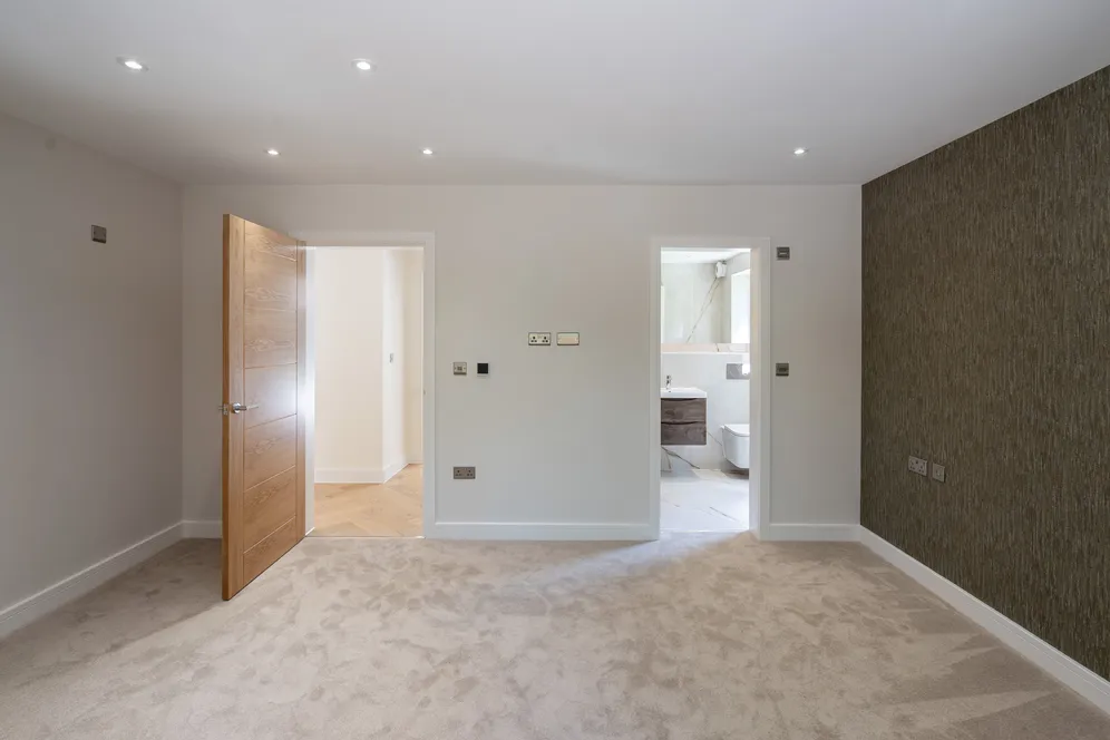 The Paddock, Haslemere, GU27 photo 24