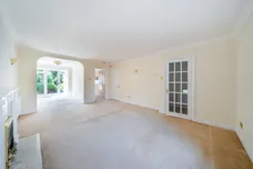 Sir Josephs Walk, Harpenden, AL5 photo 4