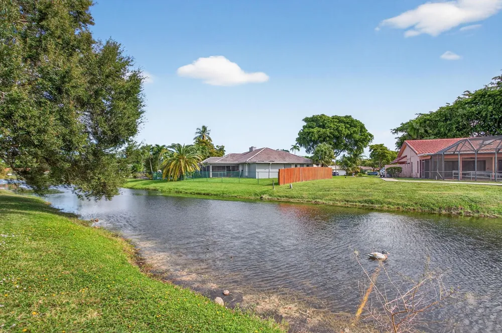 2421 NW 114th Ave, Coral Springs, FL 33065