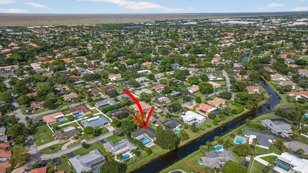 2421 NW 114th Ave, Coral Springs, FL 33065