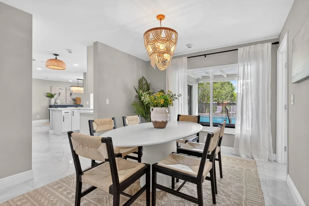 2421 NW 114th Ave, Coral Springs, FL 33065