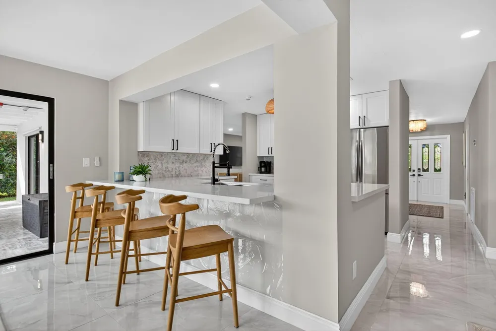 2421 NW 114th Ave, Coral Springs, FL 33065