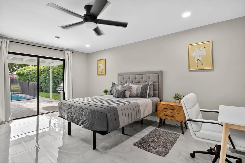 2421 NW 114th Ave, Coral Springs, FL 33065