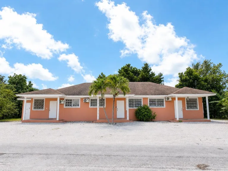 Joe Farrington Road Nassau / New Providence
