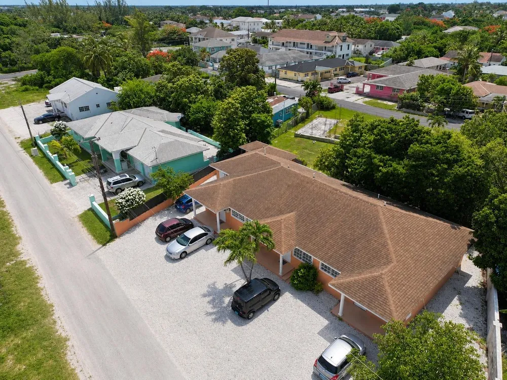 Joe Farrington Road Nassau / New Providence
