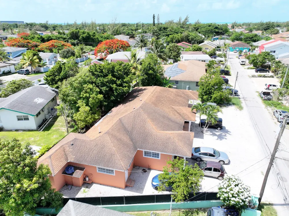 Joe Farrington Road Nassau / New Providence