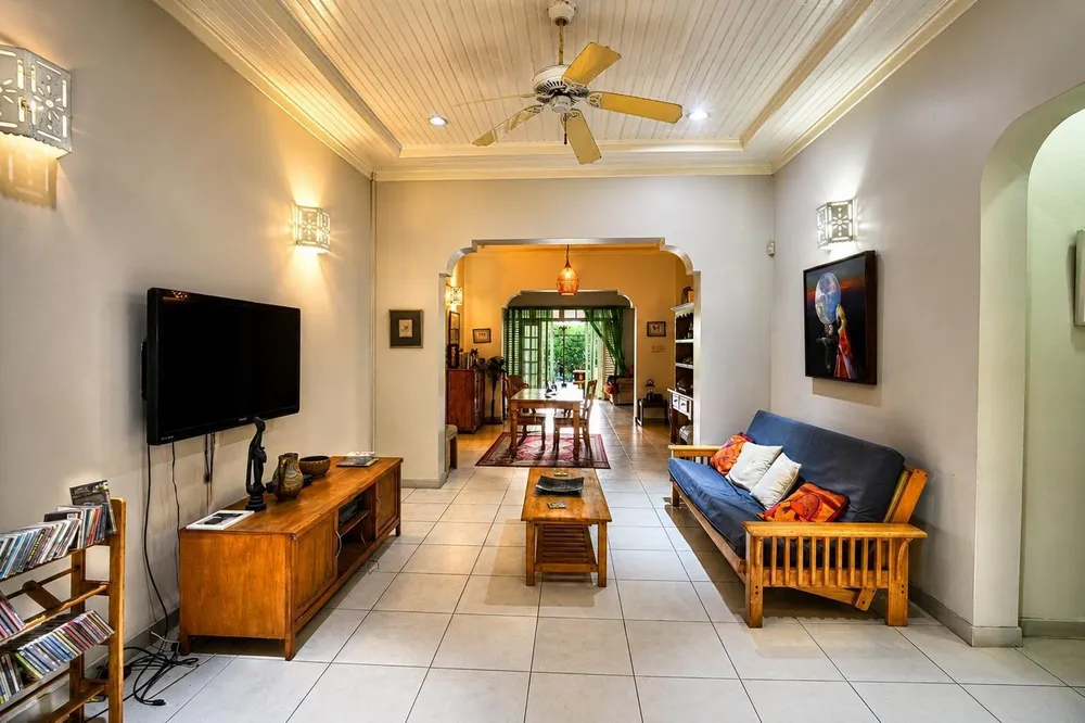 SANDHURST AVENUE, KINGSTO Kingston  St. Andrew