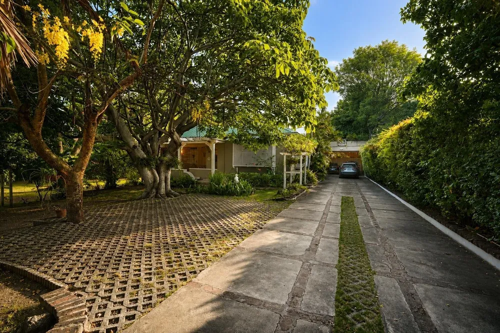 SANDHURST AVENUE, KINGSTO Kingston  St. Andrew