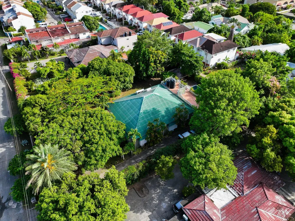 SANDHURST AVENUE, KINGSTO Kingston  St. Andrew