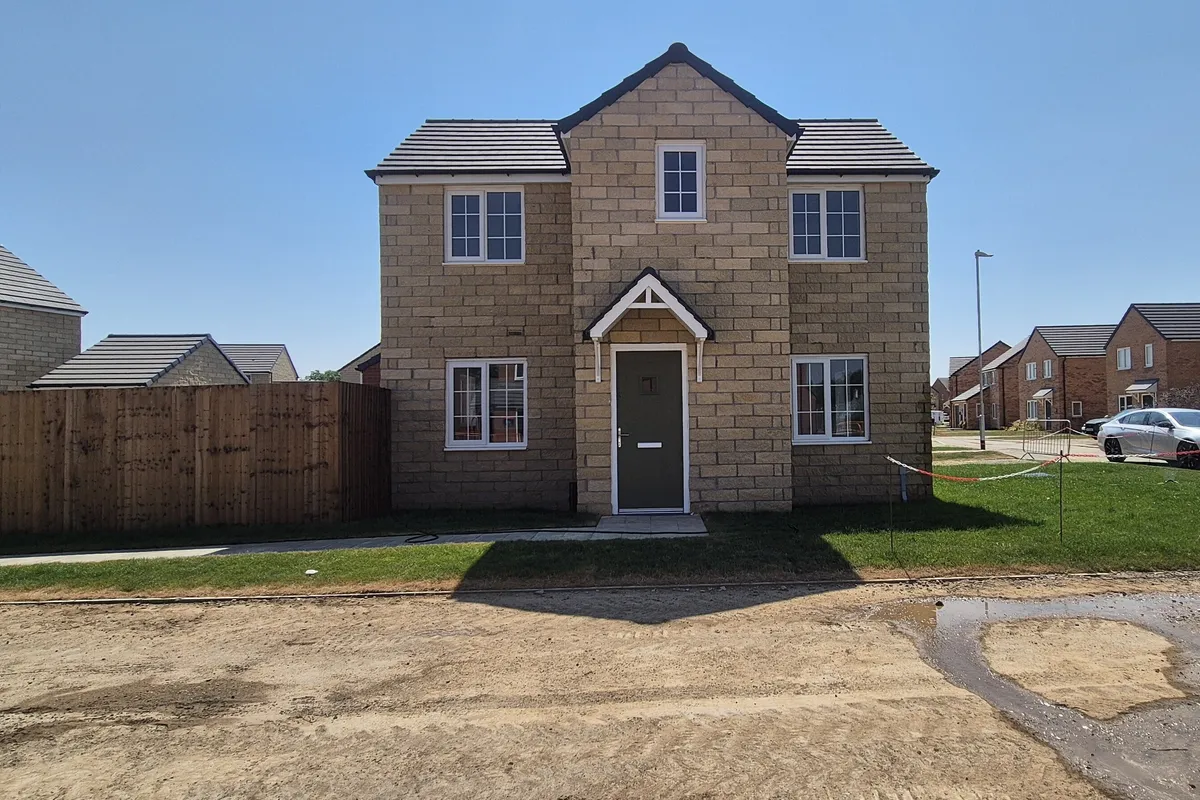 Violet Gardens, Sutterton, BOSTON