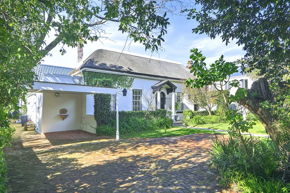 South Africa, Western Cape, Claremont, Montrose Avenue, 7