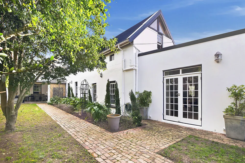South Africa, Western Cape, Claremont, Montrose Avenue, 7