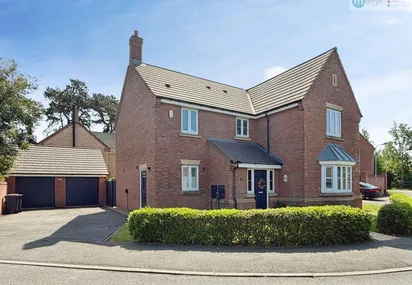 North Meadow View, Duston, Northampton, NN5