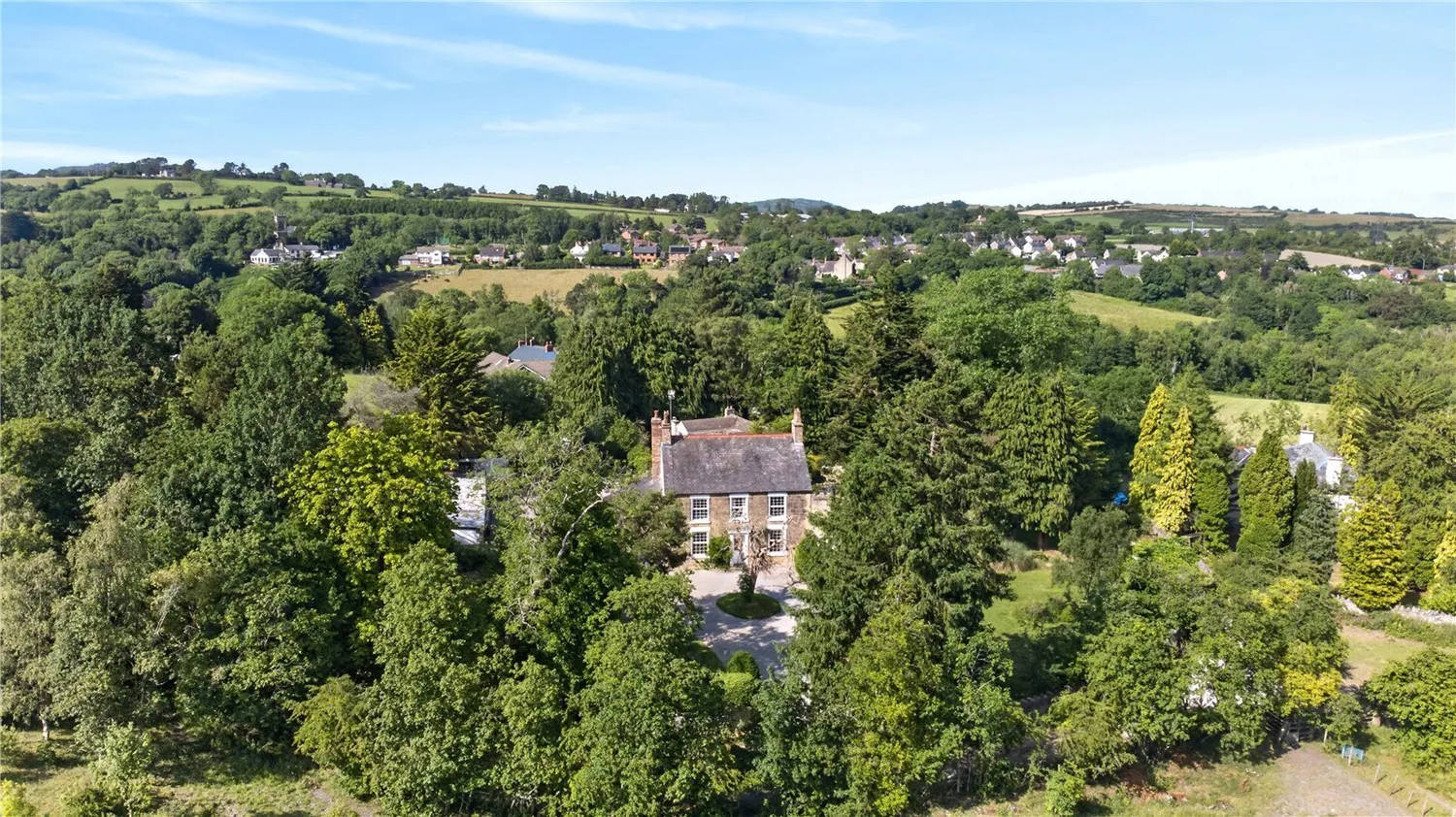 Pentre, Minera, LL11 photo 2