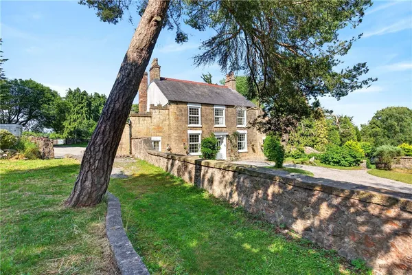 Pentre, Minera, LL11 photo 20