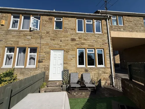 Richmond Mews, Saltaire, Shipleyphoto