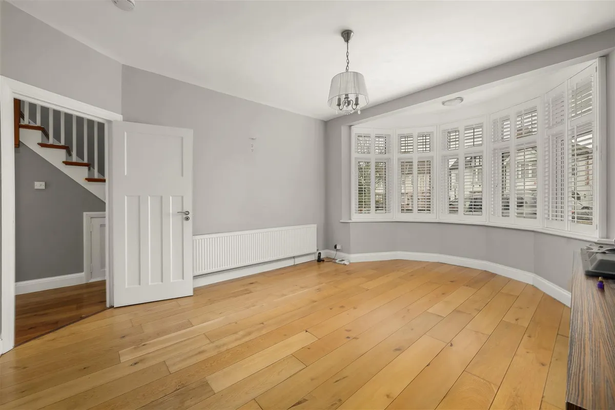 Lennox Gardens, Dollis Hill, NW10