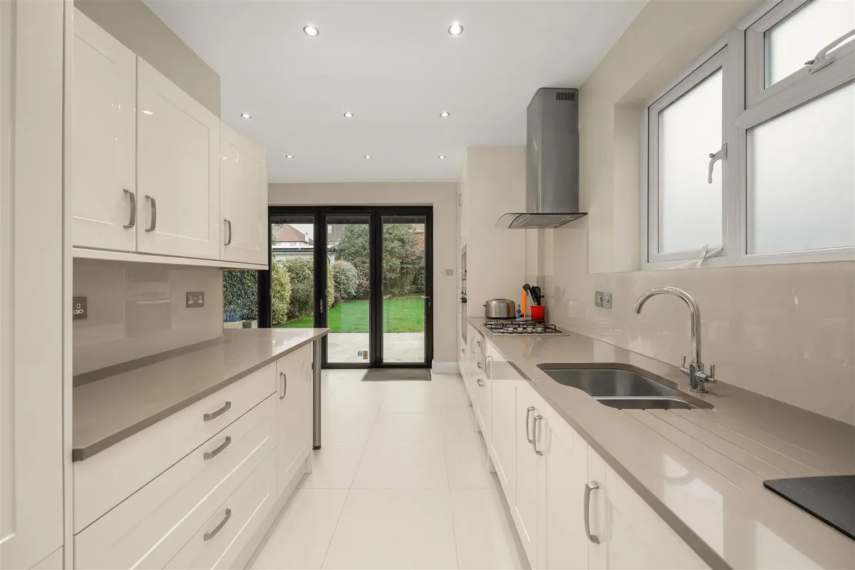 Lennox Gardens, Dollis Hill, NW10
