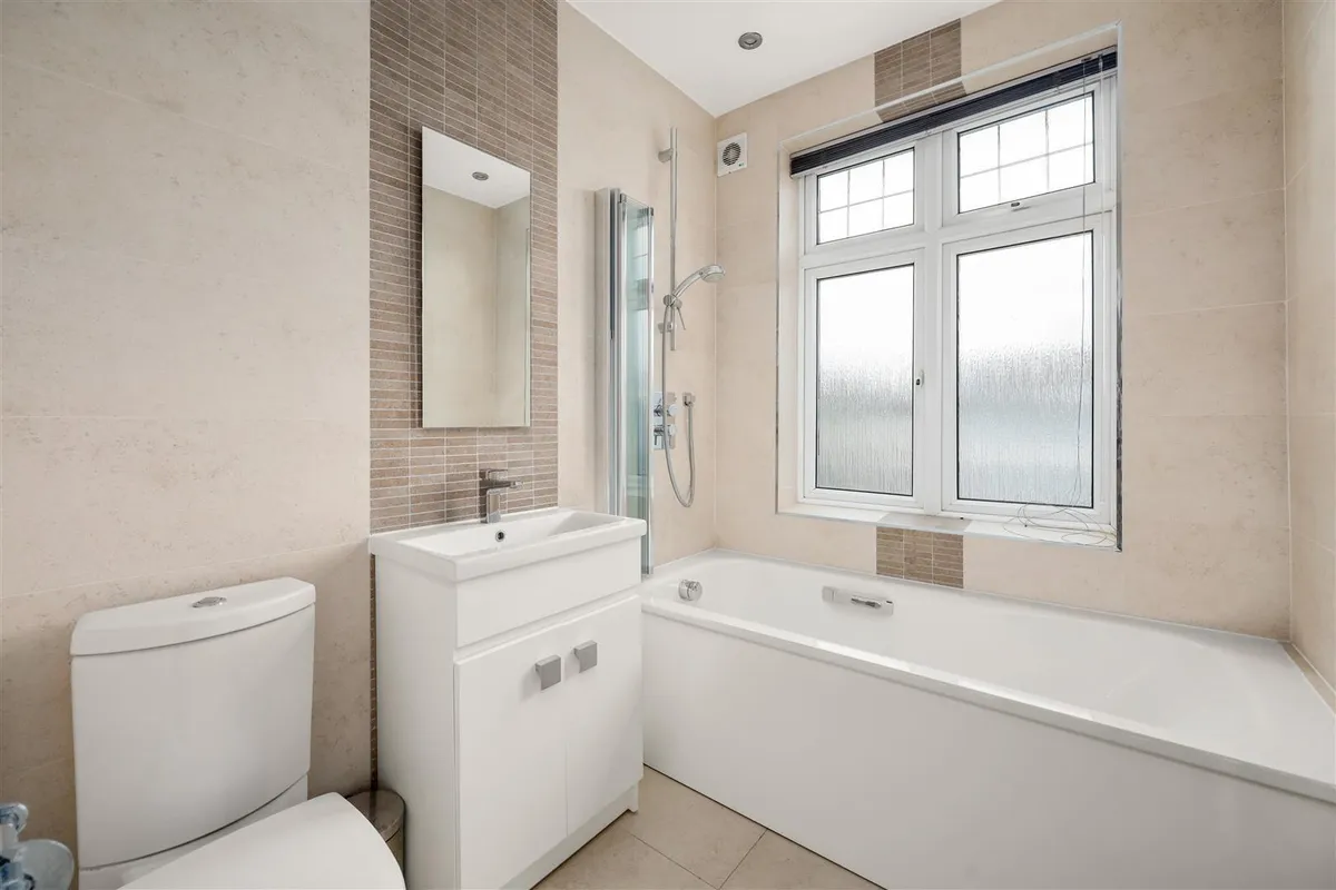 Lennox Gardens, Dollis Hill, NW10
