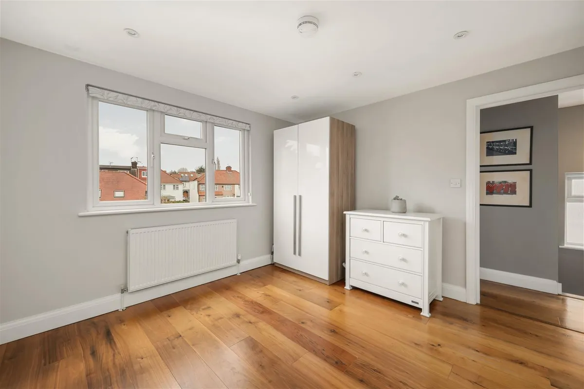 Lennox Gardens, Dollis Hill, NW10