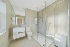 Royal Quay, Uxbridge, UB9 photo 12