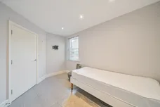 Royal Quay, Uxbridge, UB9 photo 14