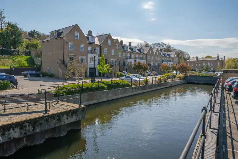 Royal Quay, Uxbridge, UB9 photo 20